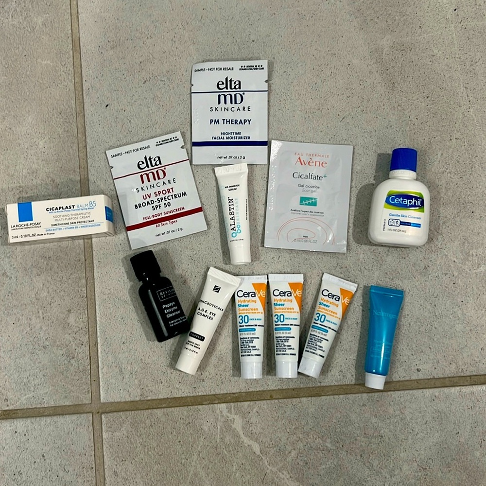 Sample bundle high end skincare